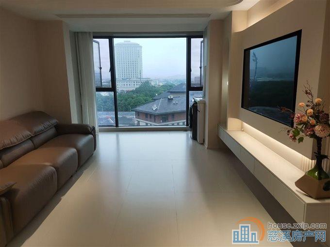 江城江景苑LW位置103平车位豪装