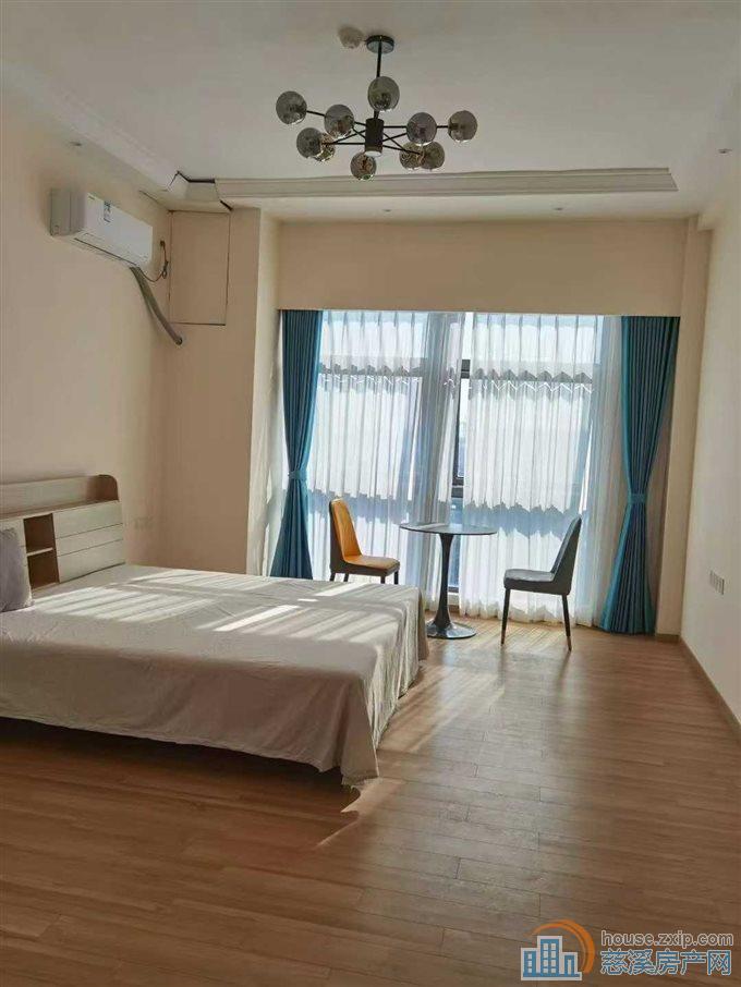 海铂中心朝南精装修拎包入住一口价39.8