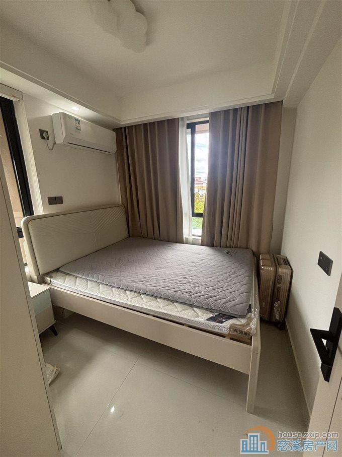 特价：城市桃源电梯5楼三房精装全送