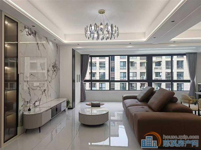 誉林府电梯洋房豪华装修三室两卫直接钥匙在