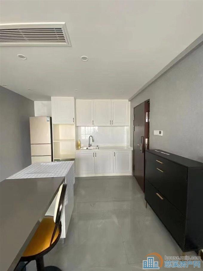 波斯曼三小上林中学可读17楼77平豪装