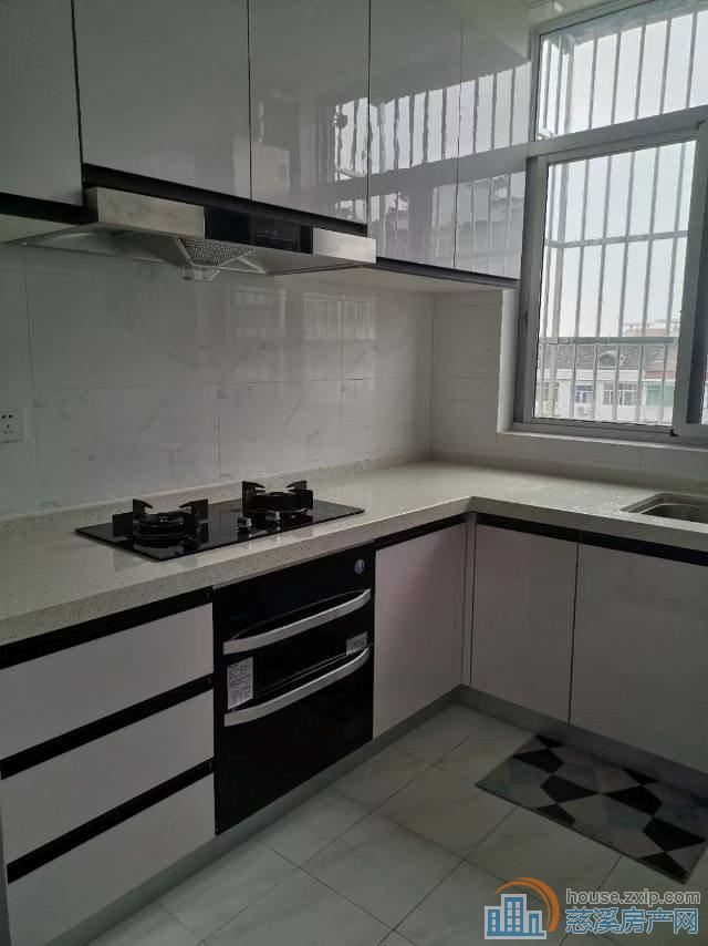 孙塘新村，独家