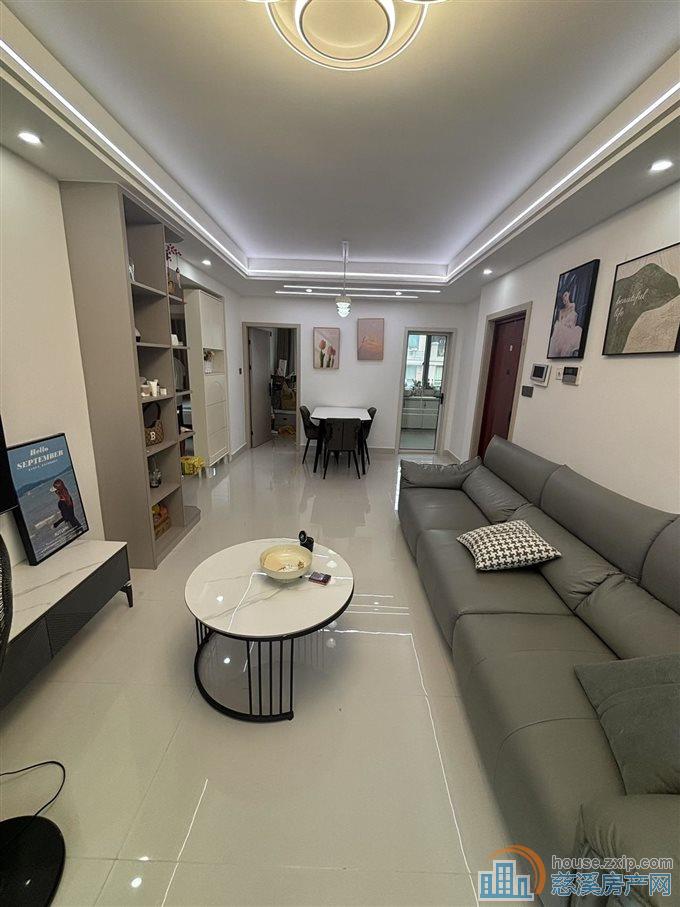 特价：城市桃源电梯5楼三房精装全送