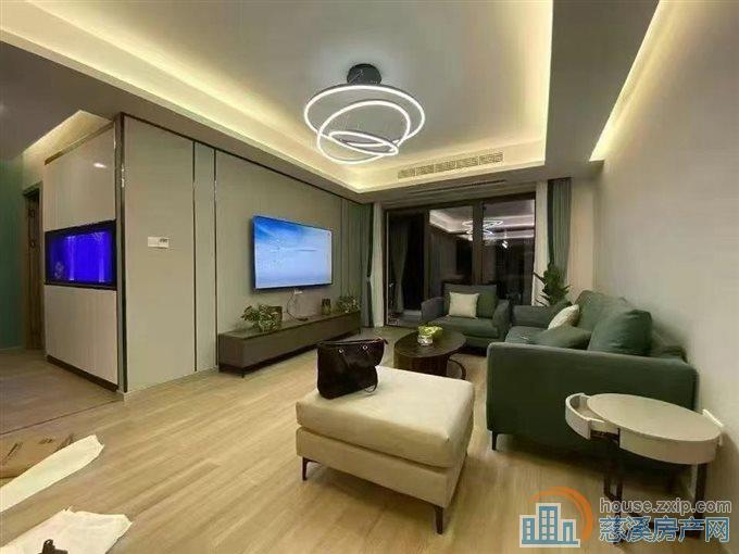 保利俯院江南洋房好楼层127平车位精装