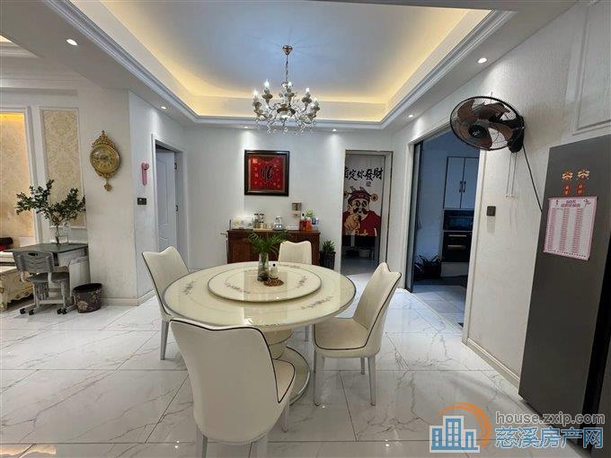 吉祥新村四区  实验小学  拎包入住