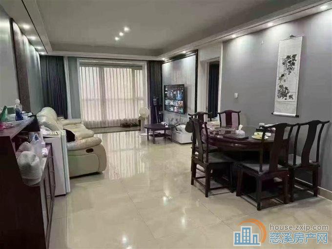 捡漏峙山庄园135平好楼层精装新满2