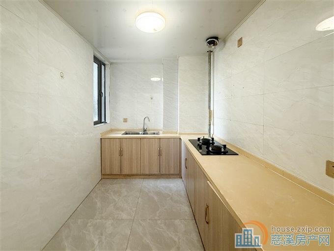 悦华府127平精装3室，仅168万，