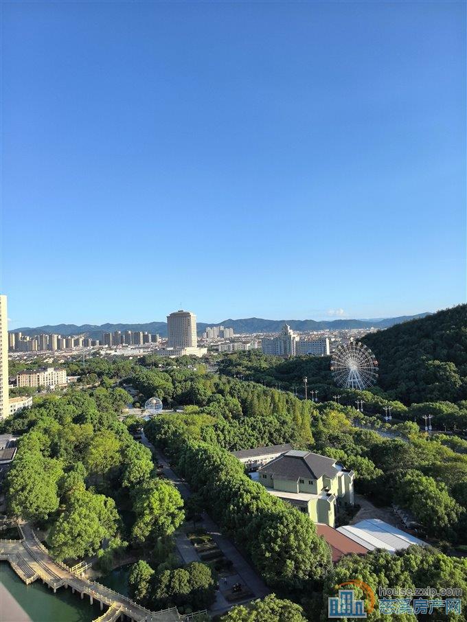 捡漏 江滨之城 依山傍水风景好空气新鲜