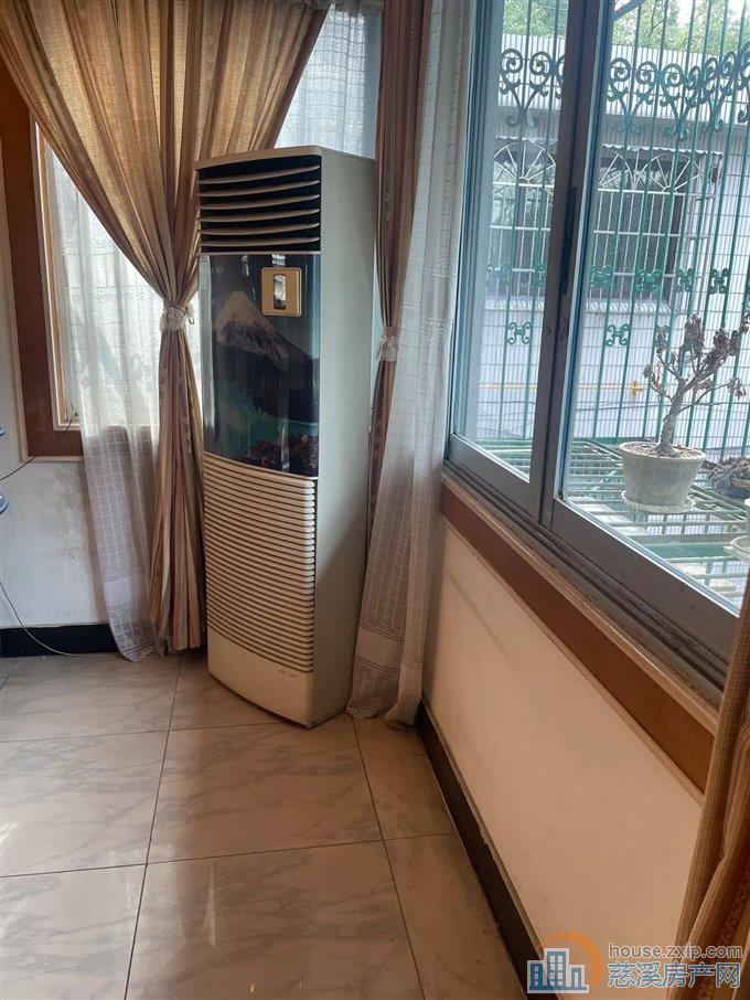 实验公寓109平128万实验书包