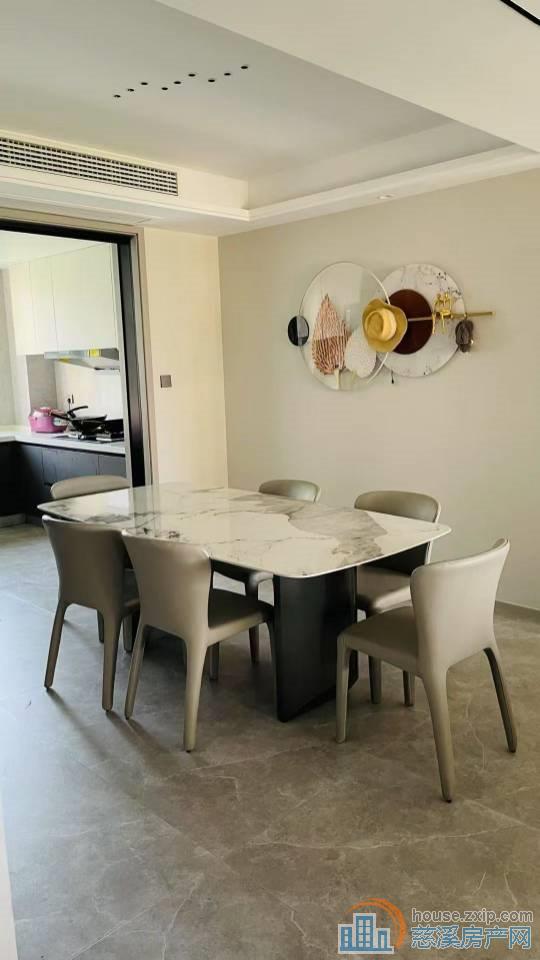 旦山府电梯洋房143平楼层佳378万