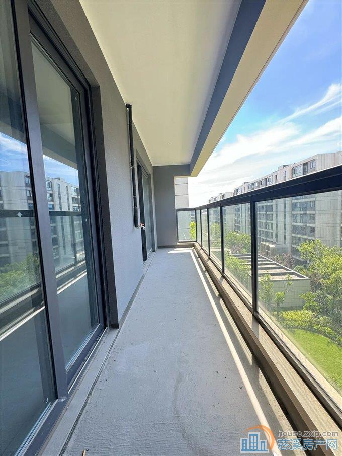 急卖 上东辰府洋房97平175万包增值税