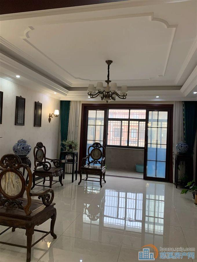 鸣北小区233平248万带车位豪装