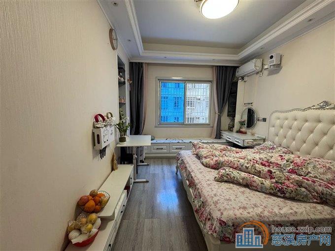 吉祥新村四区  实验小学  拎包入住