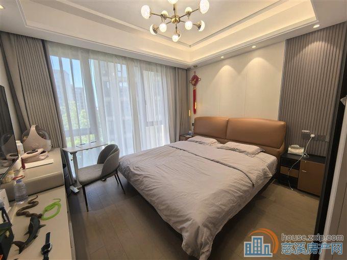 溪上旦山府 精装 118平方249.8万