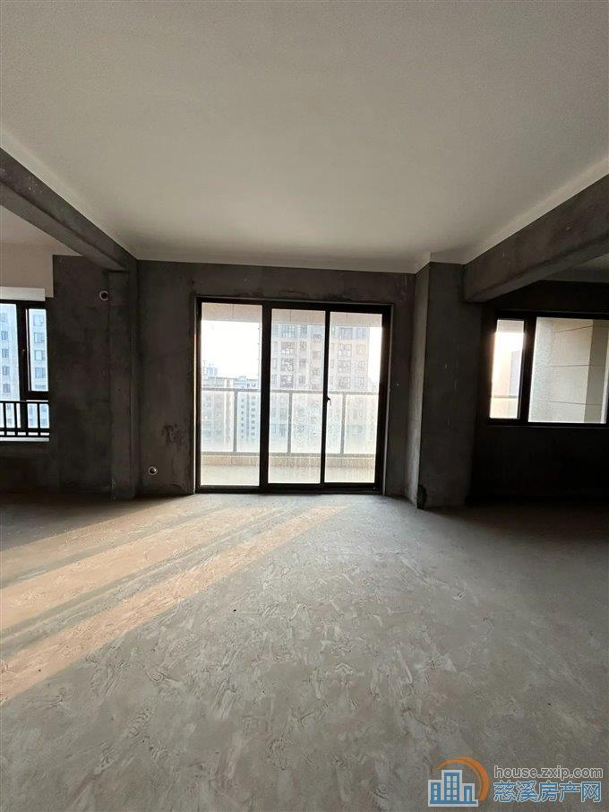 特价 盛泰嘉苑东边套 黄金楼层送车位