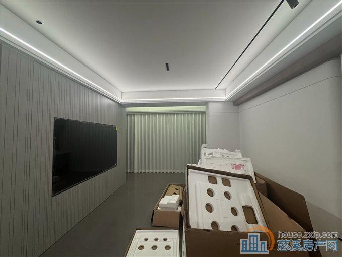 万固东区 低楼层 精装修