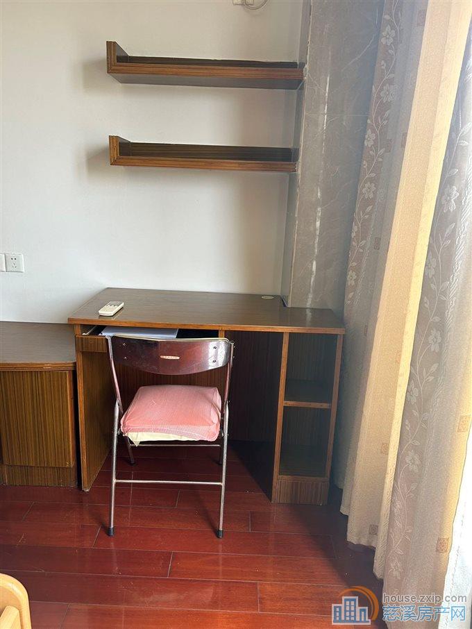 中凯华庭边套44.平42.8万直接