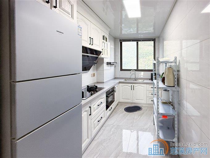 峙山庄园142平138万精装修拎包入住