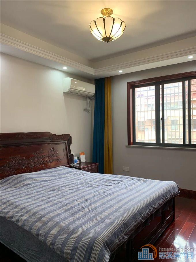 鸣北小区233平248万带车位豪装