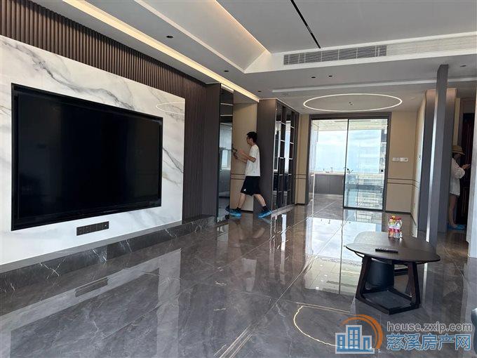 云顶194.3平558万精装,