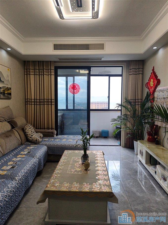 峙山庄园87平80万精装修两居室