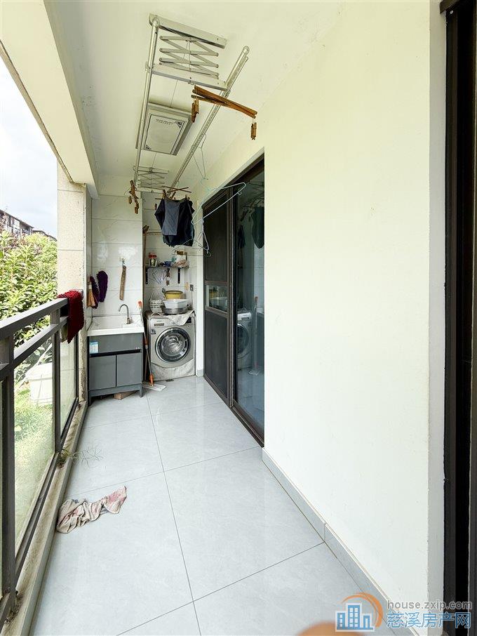 红星天铂佳苑132平138.8万送双车位