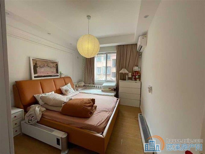 楼家新村65方精装二室一厅一书房