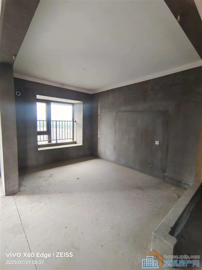 蔚蓝云图洋房毛坯 85平方75万低总价