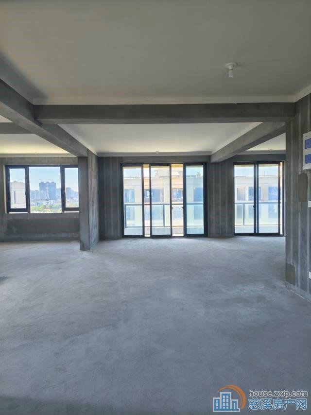 浔筑139.9平大没有增值税195万