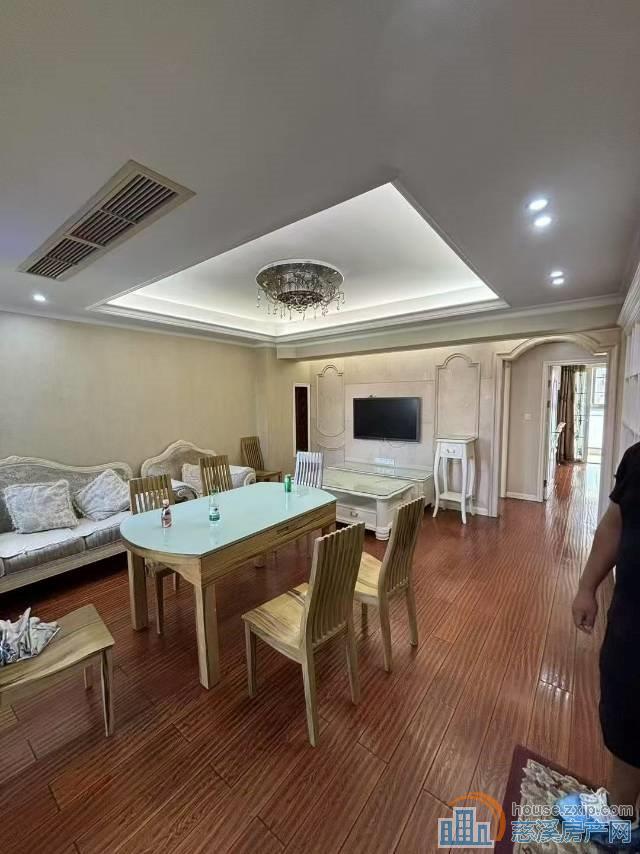 鸿都大厦97平精装南北通好楼层拎包入住