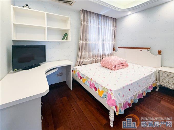 美华银桂苑128平165万送车位精装修