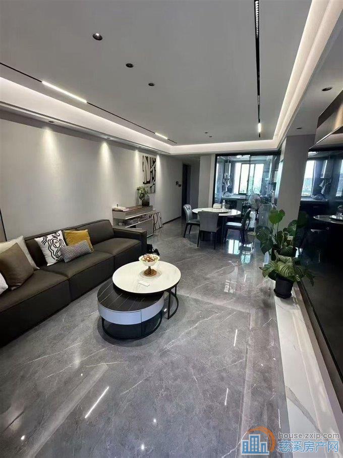 实验上林可读誉林府好楼层边套3室精装