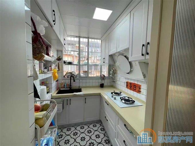 楼家新村65方精装二室一厅一书房