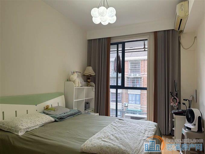 出售天和家园东区137平138万