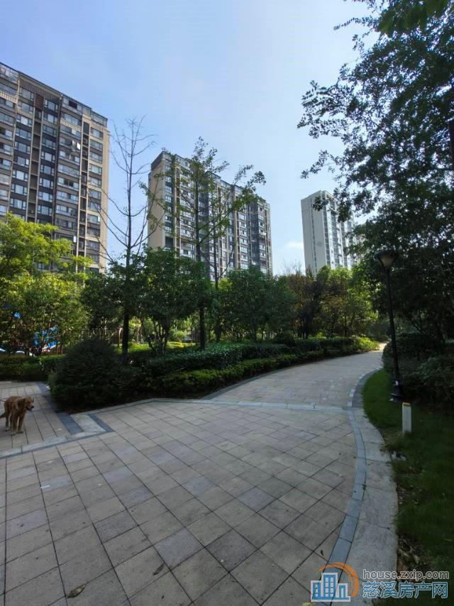 山景苑138平方带车位，特价160万