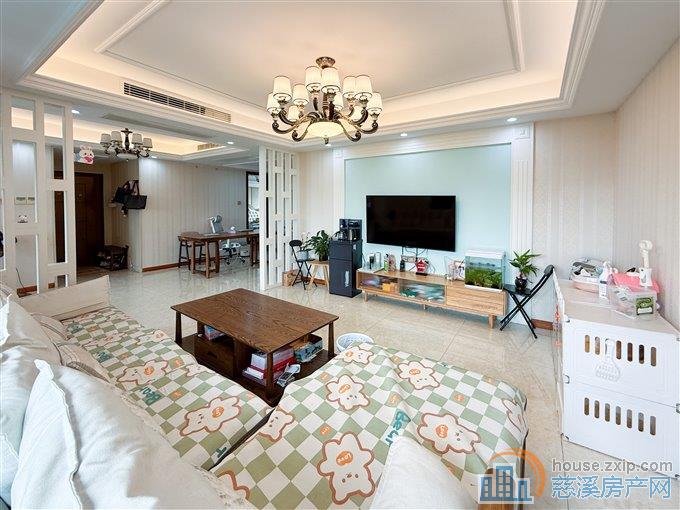 碧海星辰 婚装 黄金楼层 电梯洋房