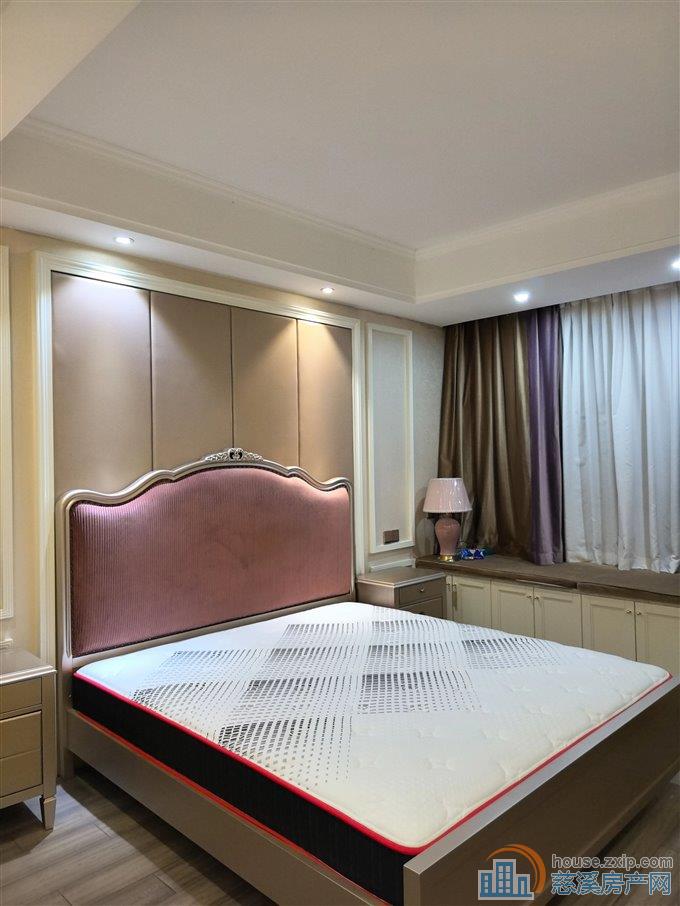 盛泰嘉苑121平169万豪装三房户型