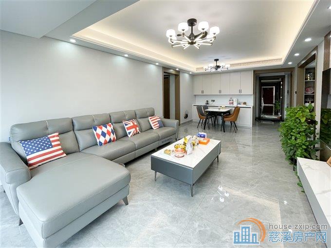 江滨之城精装直接拎包双车位