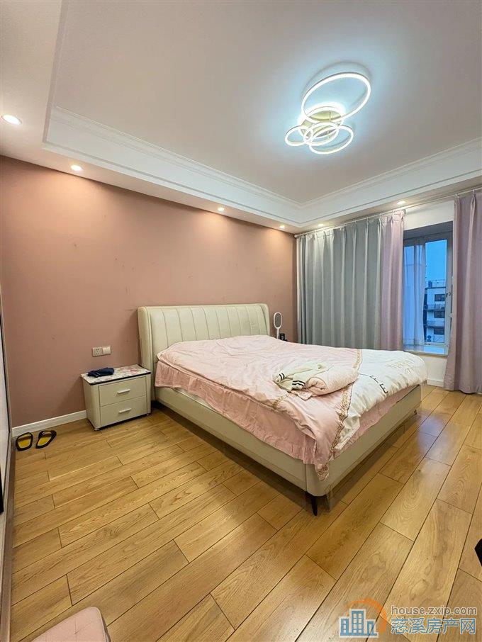 月桂府142平精装好房现诚心出售仅100