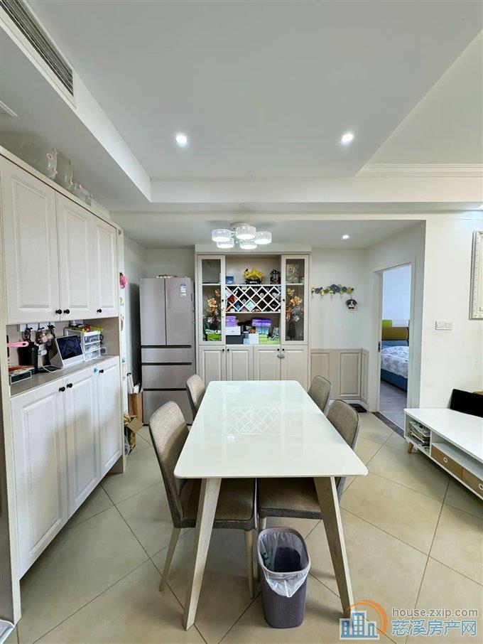 元亨雅园103平145万精装修