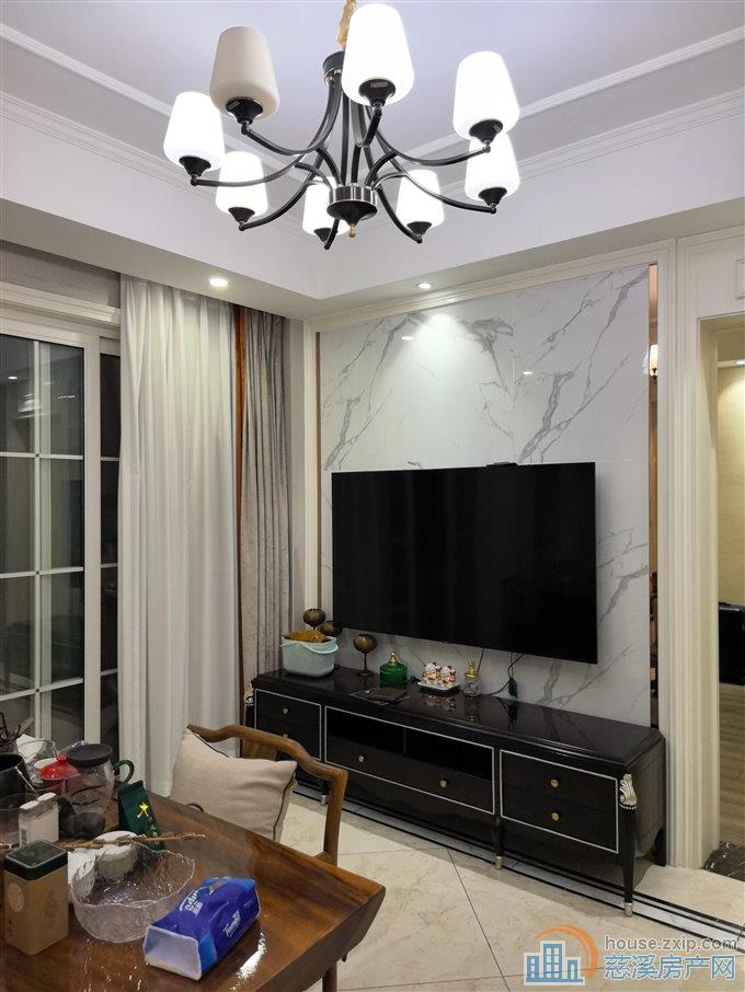 盛泰嘉苑121平169万豪装三房户型