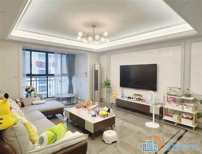 众安山水苑 婚装137平方125万带车位