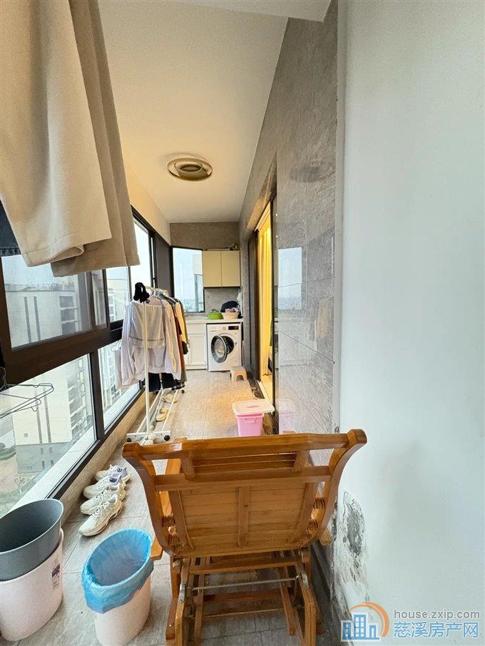 月桂府142平精装好房现诚心出售仅100