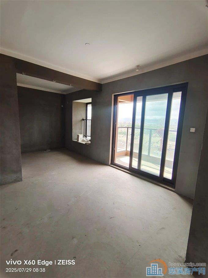 蔚蓝云图洋房毛坯 85平方75万低总价