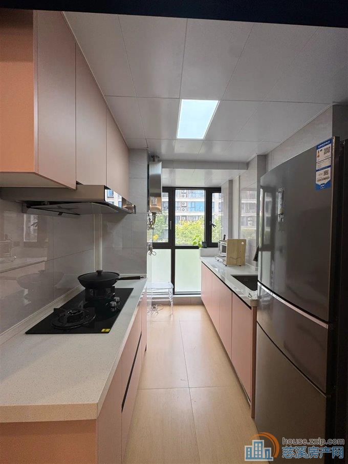 急卖 蔚蓝云图花苑 精装洋房 拎包入住