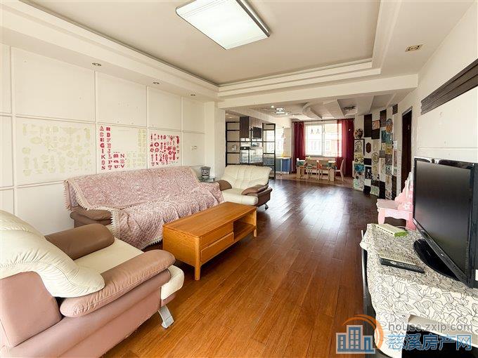 东兴苑北区3室2厅2卫