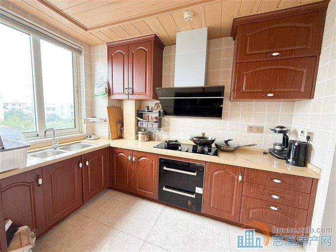 碧海星辰 婚装 黄金楼层 电梯洋房