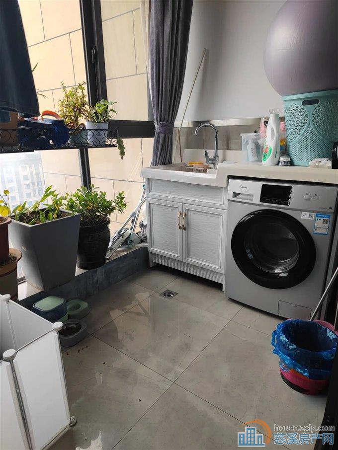 慈悦湾花苑131平132.8万精装修