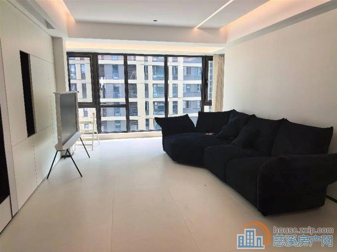 水映天成 161平 329万 包税