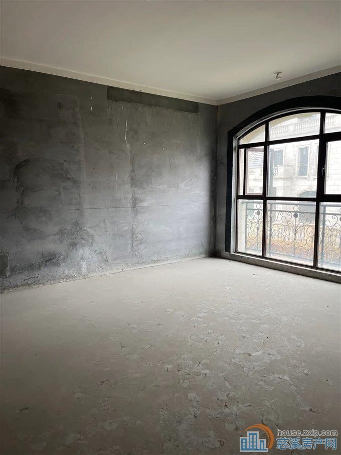 稀缺 峙山庄园 别墅，二通三 前后花园